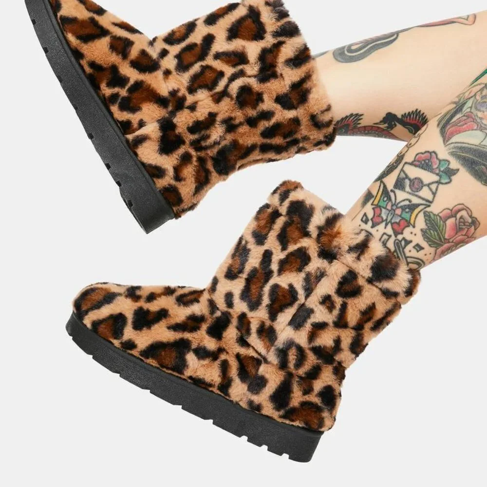 Leopard THE ANIMAL ON ME  Faux Fur Boots ( BRAND NEW !!! )